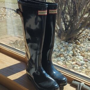 Tall Hunter Glossy Black Rain Boots